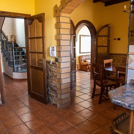 Villa Las Cuevas